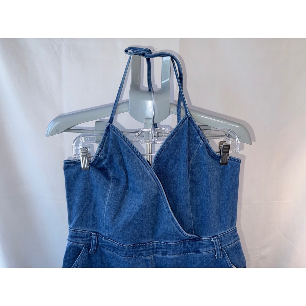 Fashion Nova Womens Denim Halter Jumpsuit Medium Wash Wide Leg XL BROS183 - Picture 3 of 9
